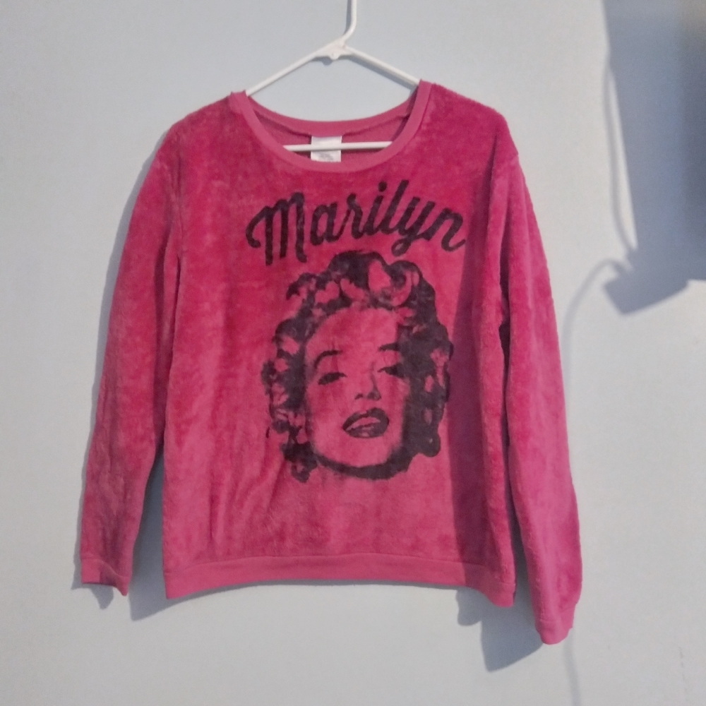 Ms. Monroe - Picture 2 of 4